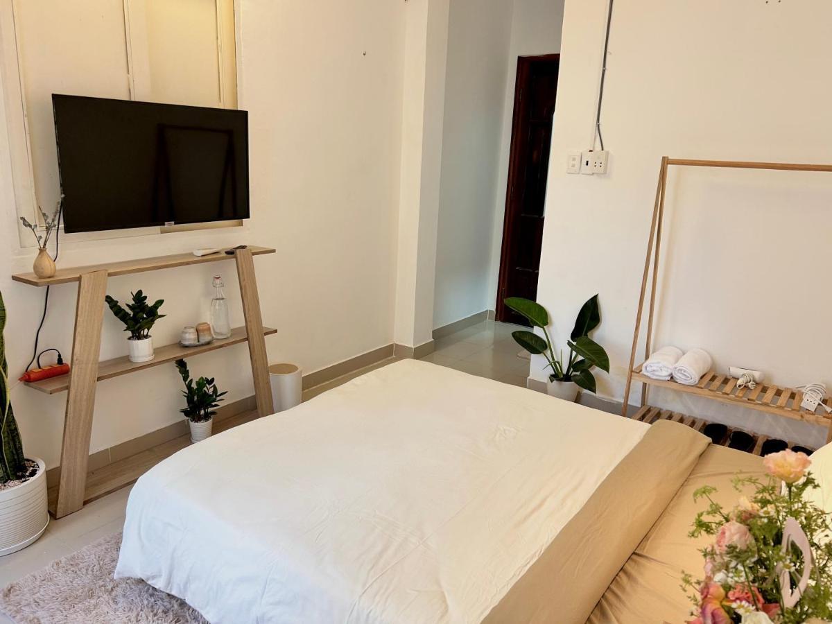 Trip Home-Stay & Studio Ho Chi Minh City Exterior photo